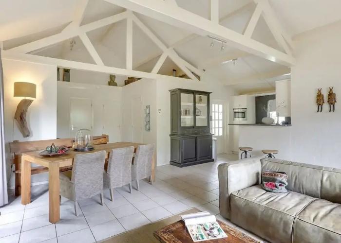 Bungalow With a Terrace at Bedafse Bergen