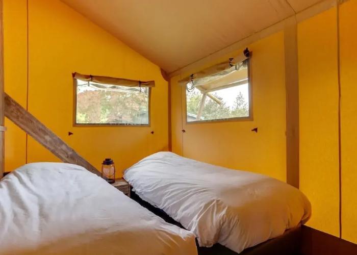 Tent Lodge With Sanitary Facilities