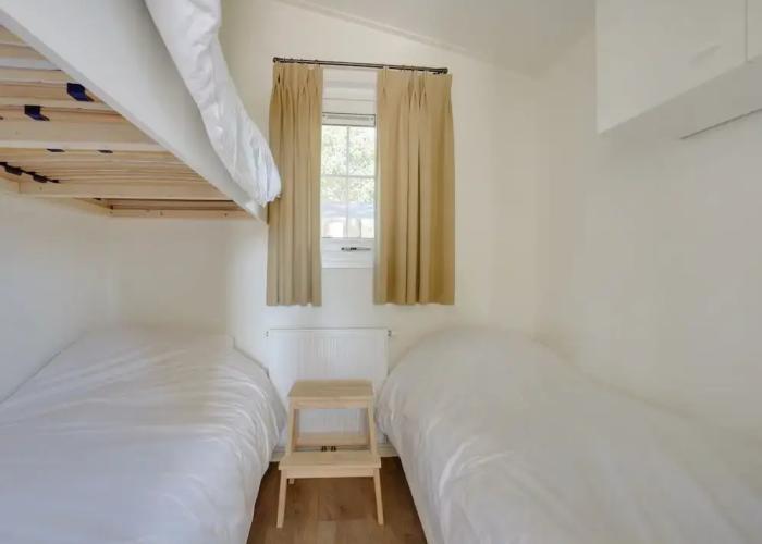 Bungalow With a Terrace at Bedafse Bergen