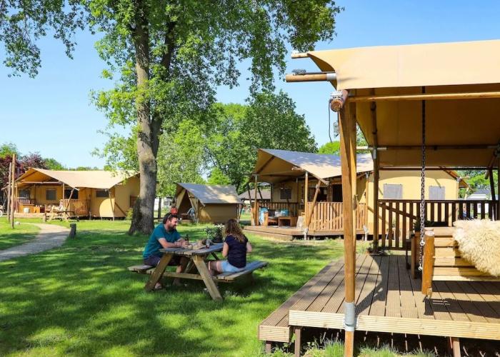 Tent Lodge With Sanitary Facilities at the Bedafse Bergen - Campsite