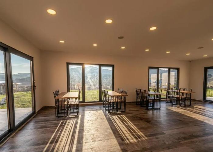 Tolstoy'un Bisikleti Otel