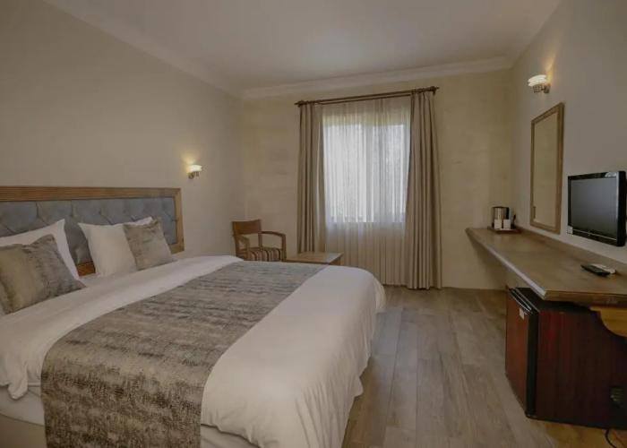 Gokceada Sorf Egitim Merkezi Oteli