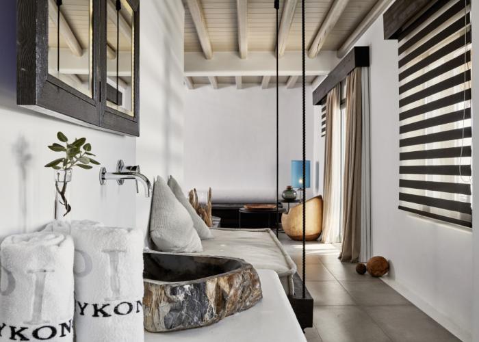 Myconian Utopia Relais & Chateaux