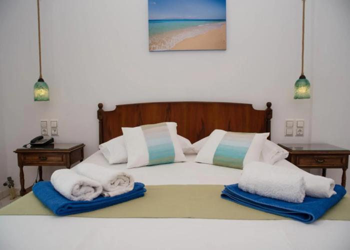 Adonis Hotel Naxos