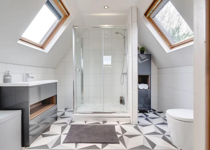 Brook Barn with Sauna & Hot Tub
