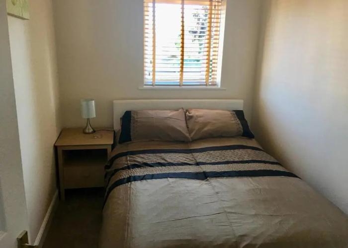 Eaton Ford Green Apartment