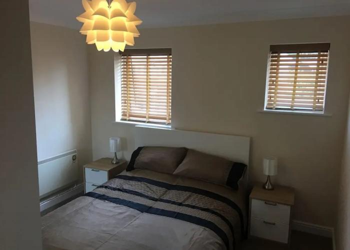 Eaton Ford Green Apartment