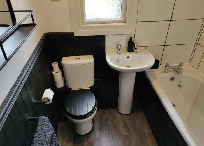 Riverside Park Penthouse Apartment In St Neots