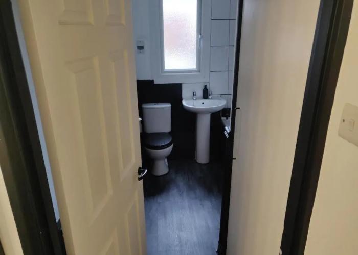 Riverside Park Penthouse Apartment In St Neots