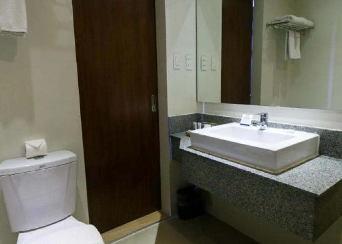 Solea Seaview Resort