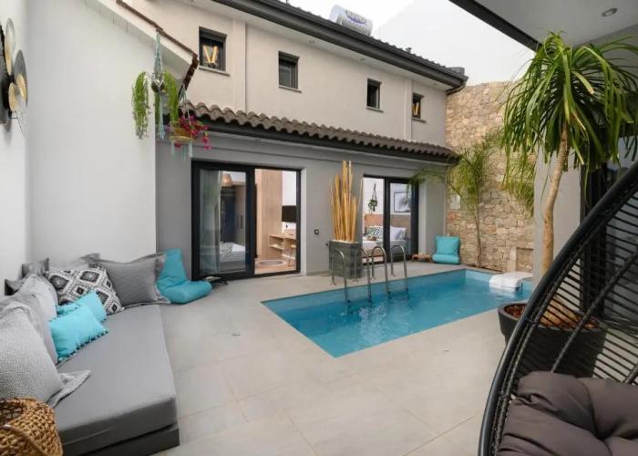 Versa Villas