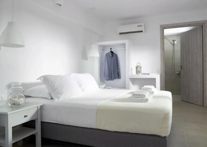 Kythnos Bay Hotel