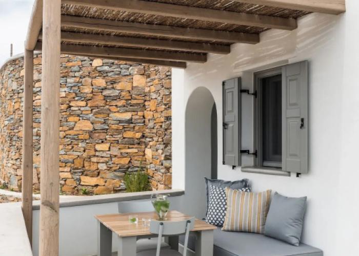 Chora Kythnos Suites