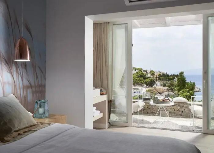 Canal Suites