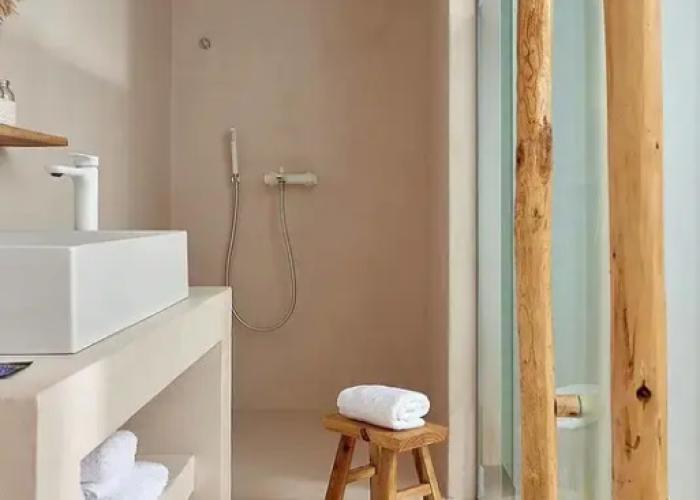 Canal Suites