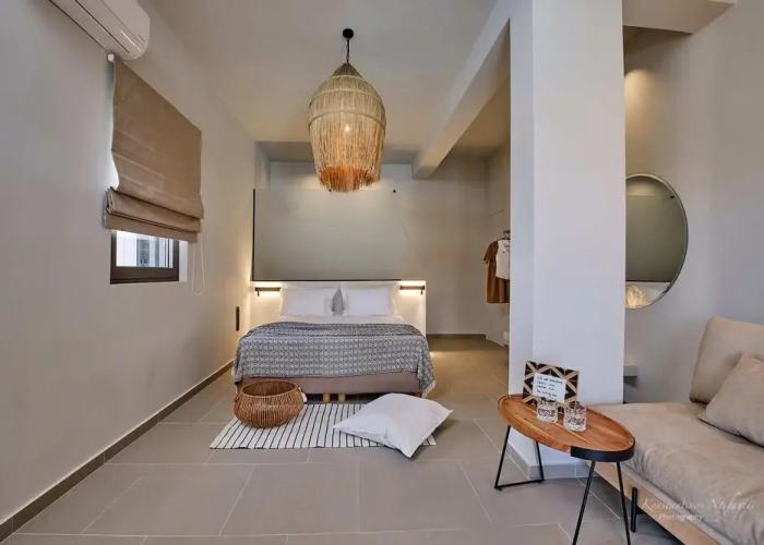 Amal Kythnos Suites