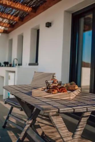 фото Ble Kythnos Suites