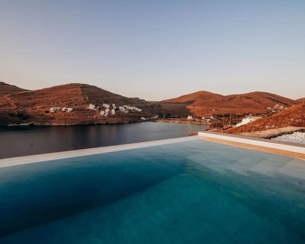фото Ble Kythnos Suites
