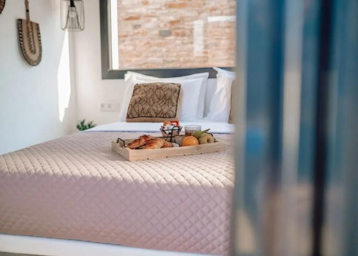 Ble Kythnos Suites