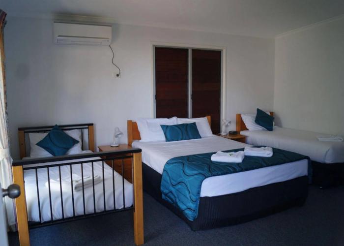Tin Can Bay's Sleepy Lagoon Motel