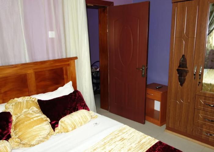 Impala Suites Hotel