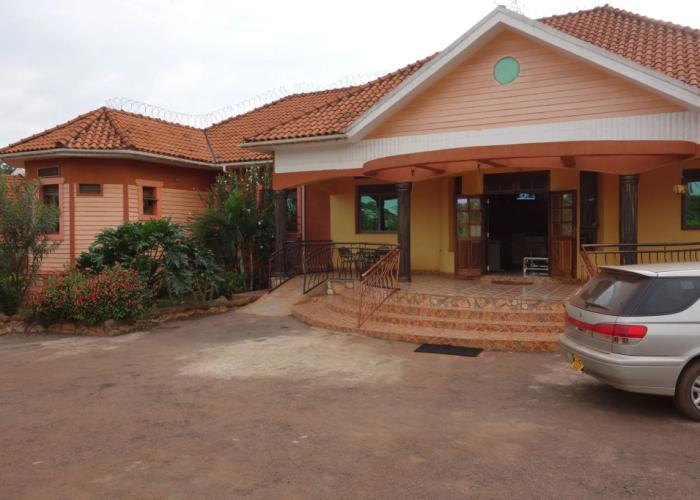 Impala Suites Hotel