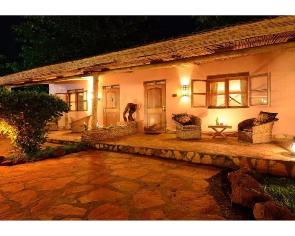 2 Friends Guest House