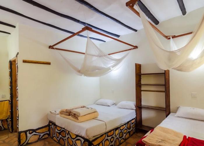 Kingfisher Safaris Resort Hotel