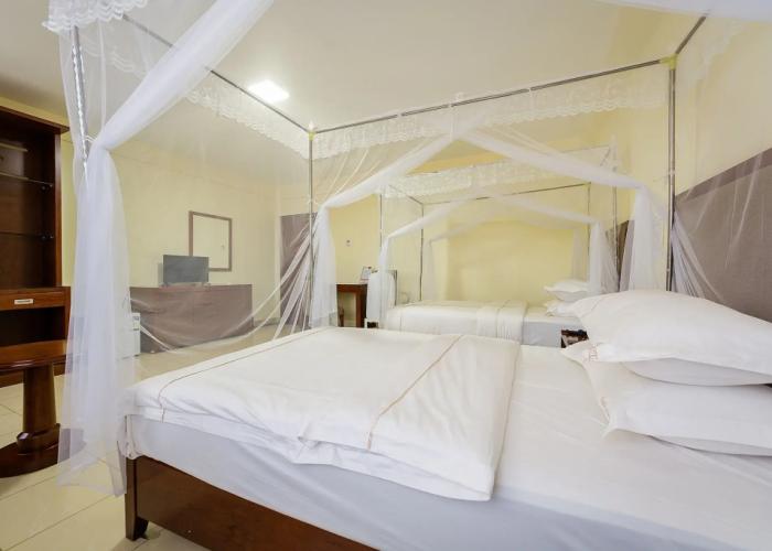 Igar Plaza Hotel