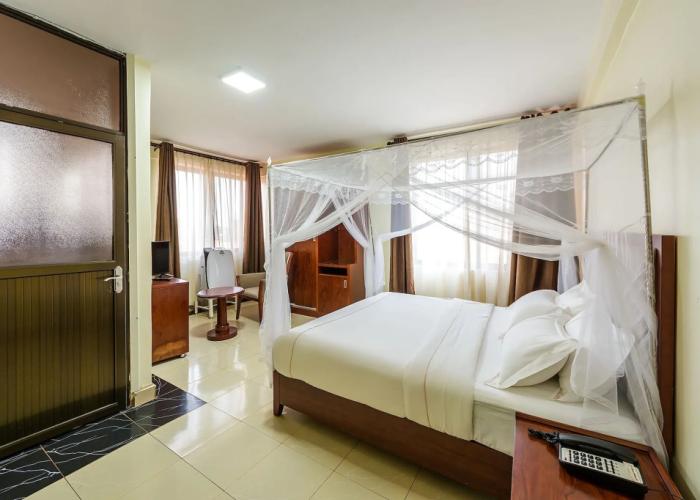 Igar Plaza Hotel