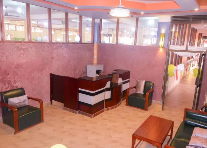Igar Plaza Hotel