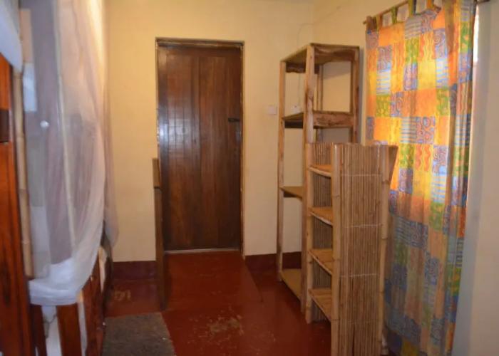 Jinja Backpackers