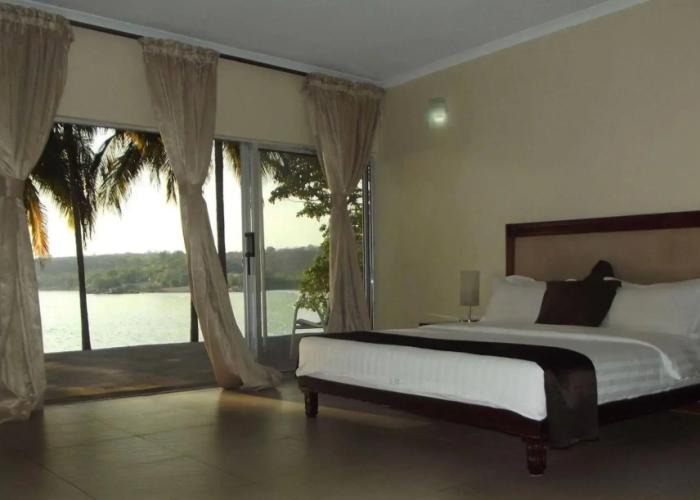 Lake Safari Lodge