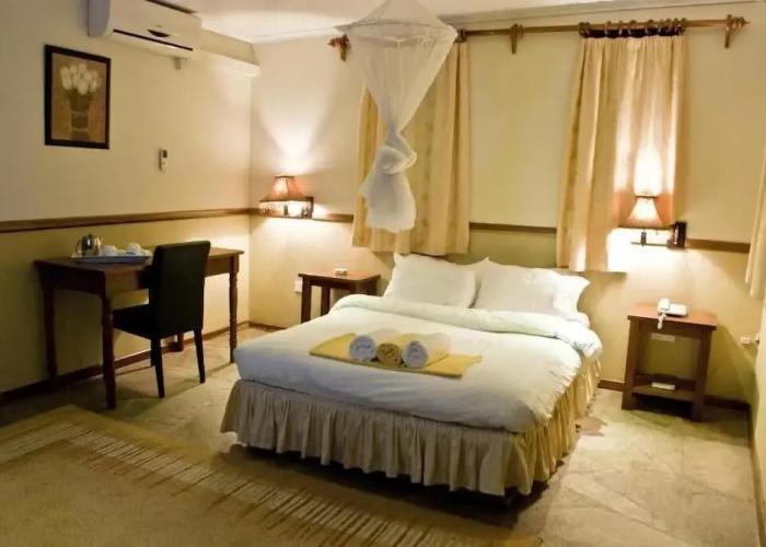 Lake Kariba Inns