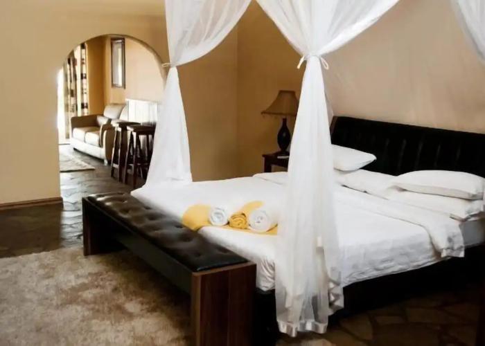 Lake Kariba Inns