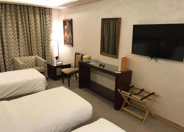 Strand Hotel