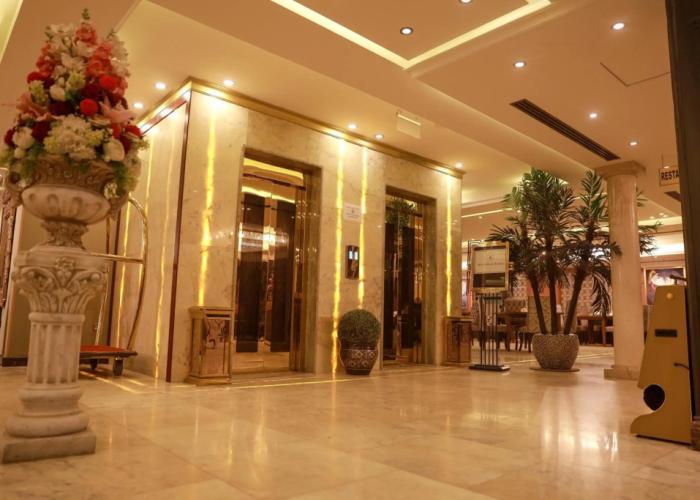 Strand Hotel