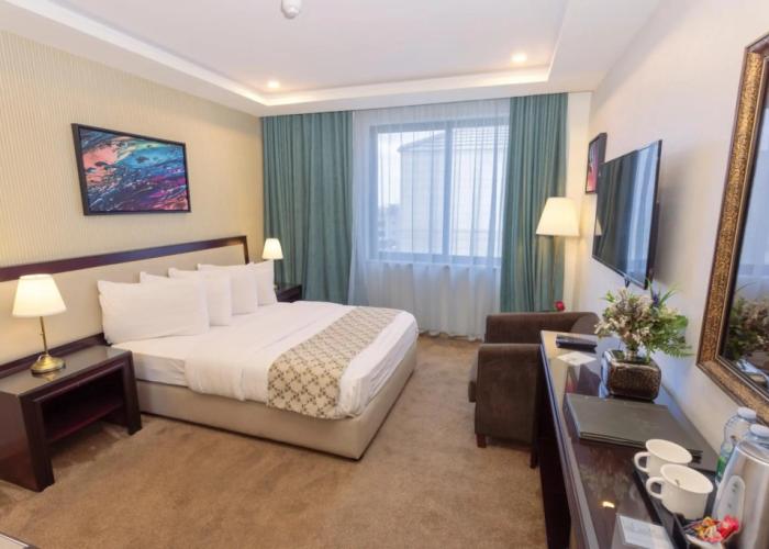 Strand Hotel