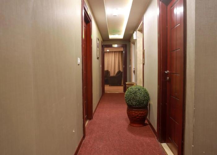 Strand Hotel
