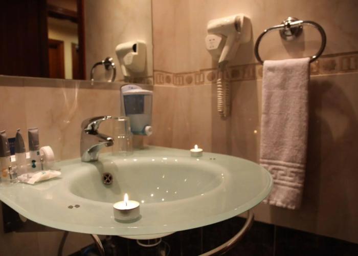 Anastazia Luxury Suites & Rooms