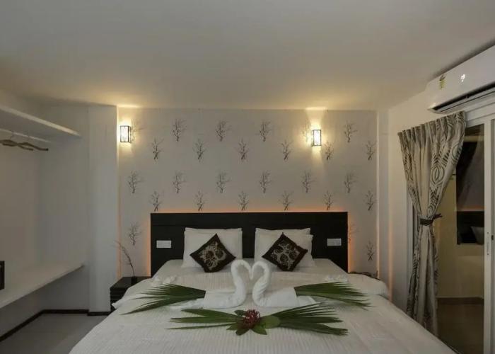 Crown Beach Hotel Maldives