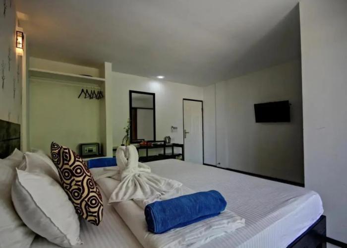 Crown Beach Villas Hotel