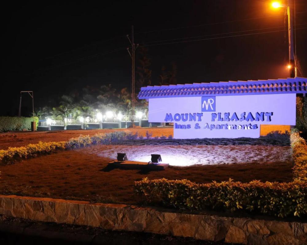 Mount Pleasant Inns & Apartment