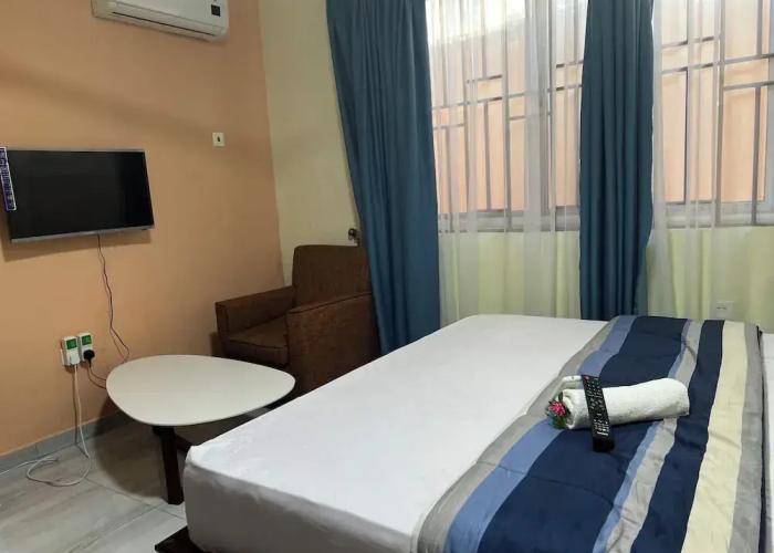 RiverBreeze Hotel