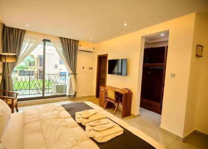 Aiden Homes And Apartments Hotel