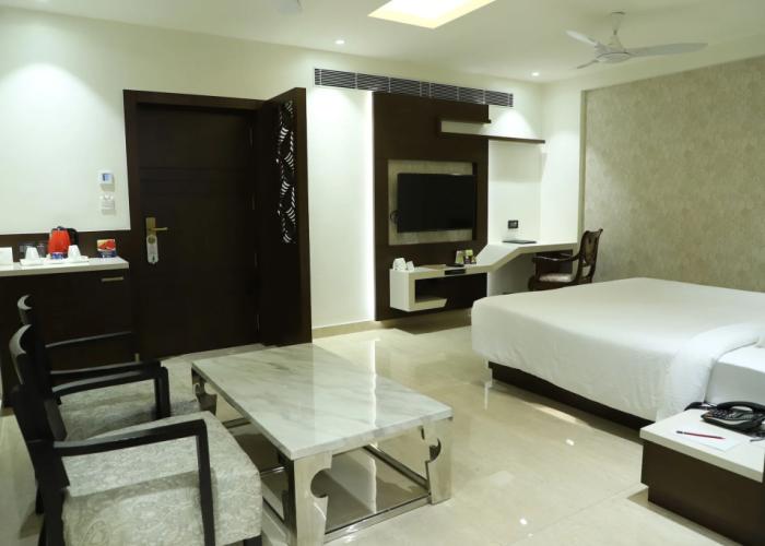 Grand Heritage Narmada Jacksons