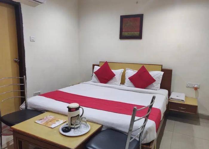 Hotel Rahul