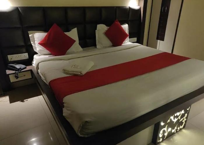 Hotel Rahul