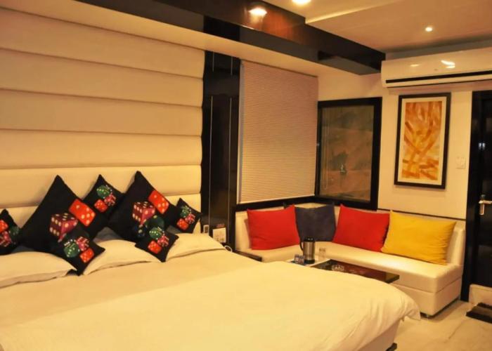 Hotel Vijan Palace Jabalpur
