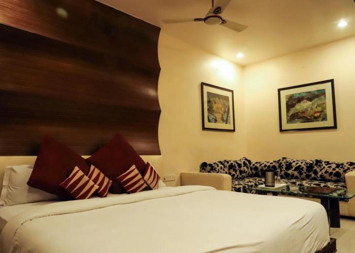 Hotel Vijan Palace Jabalpur